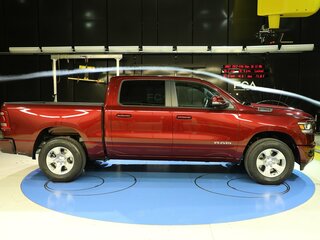 2023 Ram 1500 Crew Cab eTorque V, белый, 6650000 рублей, вид 2
