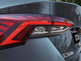 LED фонари High с динамическими указателями поворота