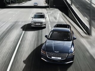 Система автоматического уклонения от попутного транспорта при перестроении (FCA-LS)