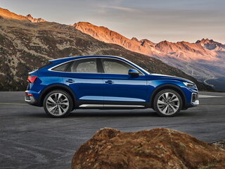 2025 Audi Q5 Sportback 45 TFSI I (FY), чёрный, 6500000 рублей, вид 2