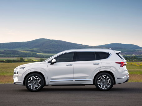 2021 Hyundai Santa Fe IV Рестайлинг, серый, 4050000 рублей - вид 2