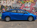 2019 Toyota Prius IV Рестайлинг (XW50), серебристый, 2195000 рублей - вид 1
