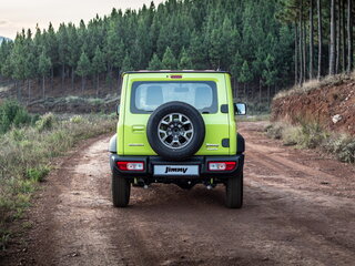 2025 Suzuki Jimny IV, зелёный, 2967000 рублей, вид 4