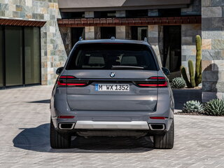 2025 BMW X7 40d I (G07) Рестайлинг, белый, 14700000 рублей, вид 4