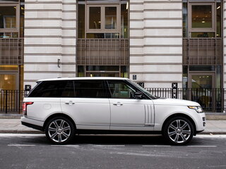 2014 Land Rover Range Rover Long IV, чёрный, 17000000 рублей, вид 2