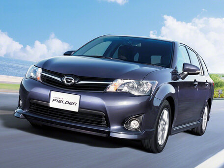 2013 Toyota Corolla Fielder XI (E160, E170, E180), серый, 1270000 рублей