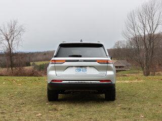 2023 Jeep Grand Cherokee 4xe V (WL), чёрный, 9750000 рублей, вид 4