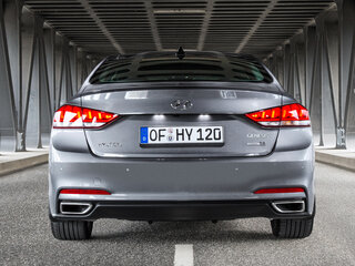2016 Hyundai Genesis II, серебристый, 2125000 рублей, вид 4