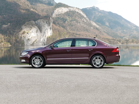 2012 Skoda Superb II, серый - вид 1