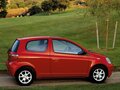 1999 Toyota Yaris I, золотистый, 365000 рублей - вид 1