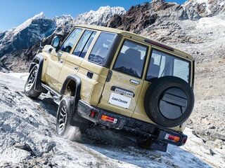 2026 Toyota Land Cruiser 76 70 Series Рестайлинг 2, бежевый, 12110000 рублей, вид 4