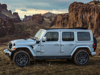 2025 Jeep Wrangler IV (JL) Рестайлинг, чёрный, 8350000 рублей, вид 2