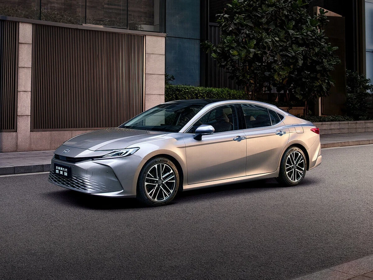Открыть фотографии: Toyota Camry IX (XV80) China Market