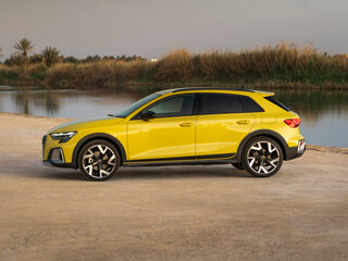 2025 Audi A3 Allstreet 35 TFSI IV (8Y) Рестайлинг, серый, 4150000 рублей, вид 2