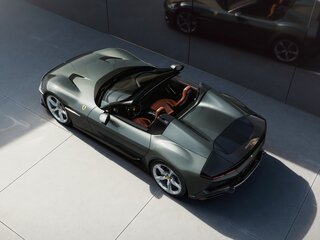 2026 Ferrari 12Cilindri Spider, зелёный, 70500000 рублей, вид 3