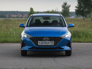2022 Hyundai Solaris II Рестайлинг, чёрный, 1454000 рублей, вид 4