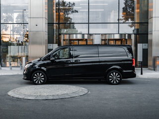 2026 Mercedes-Benz V-Класс Extra Long 300 d экстра длинный III (W447) Рестайлинг, чёрный, 14900000 рублей, вид 2