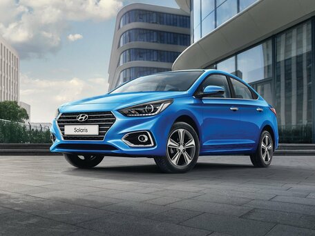 2017 Hyundai Solaris II, белый, 840000 рублей - вид 1