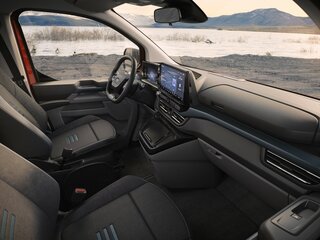 2026 Ford Tourneo Custom SWB II, серый, 9965000 рублей, вид 4