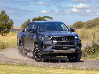 2026 Toyota Hilux VIII Рестайлинг 3, чёрный, 9500000 рублей, вид 1