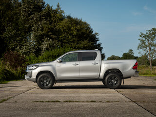 2026 Toyota Hilux VIII Рестайлинг 3, чёрный, 9500000 рублей, вид 2