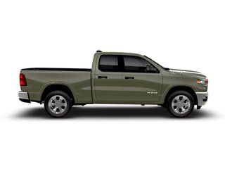 2025 Ram 1500 Quad Cab V Рестайлинг, серый, 8300000 рублей, вид 2