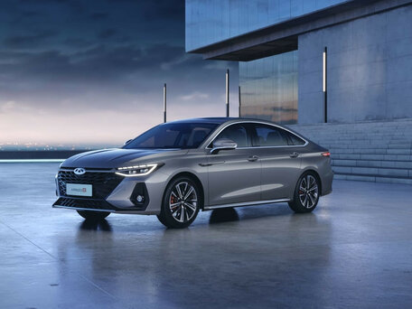 Chery Arrizo 8