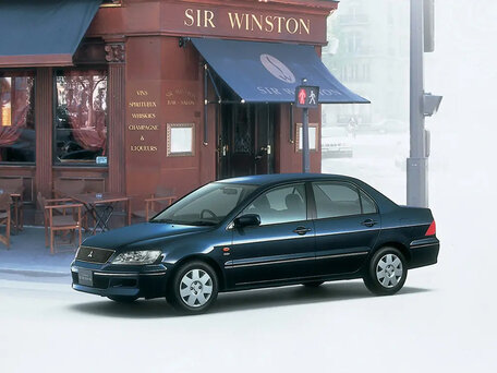 2001 Mitsubishi Lancer Cedia IX, чёрный, 350000 рублей - вид 2