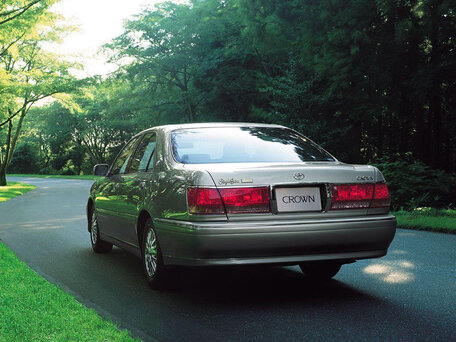 2000 Toyota Crown XI (S170), белый, 1300000 рублей - вид 3