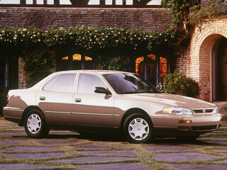 1993 Toyota Camry III (XV10), зелёный, 275000 рублей, вид 1
