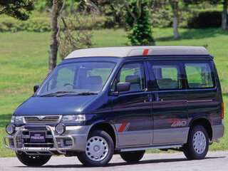 1998 Mazda Bongo Friendee I, серебристый, 550000 рублей, вид 1