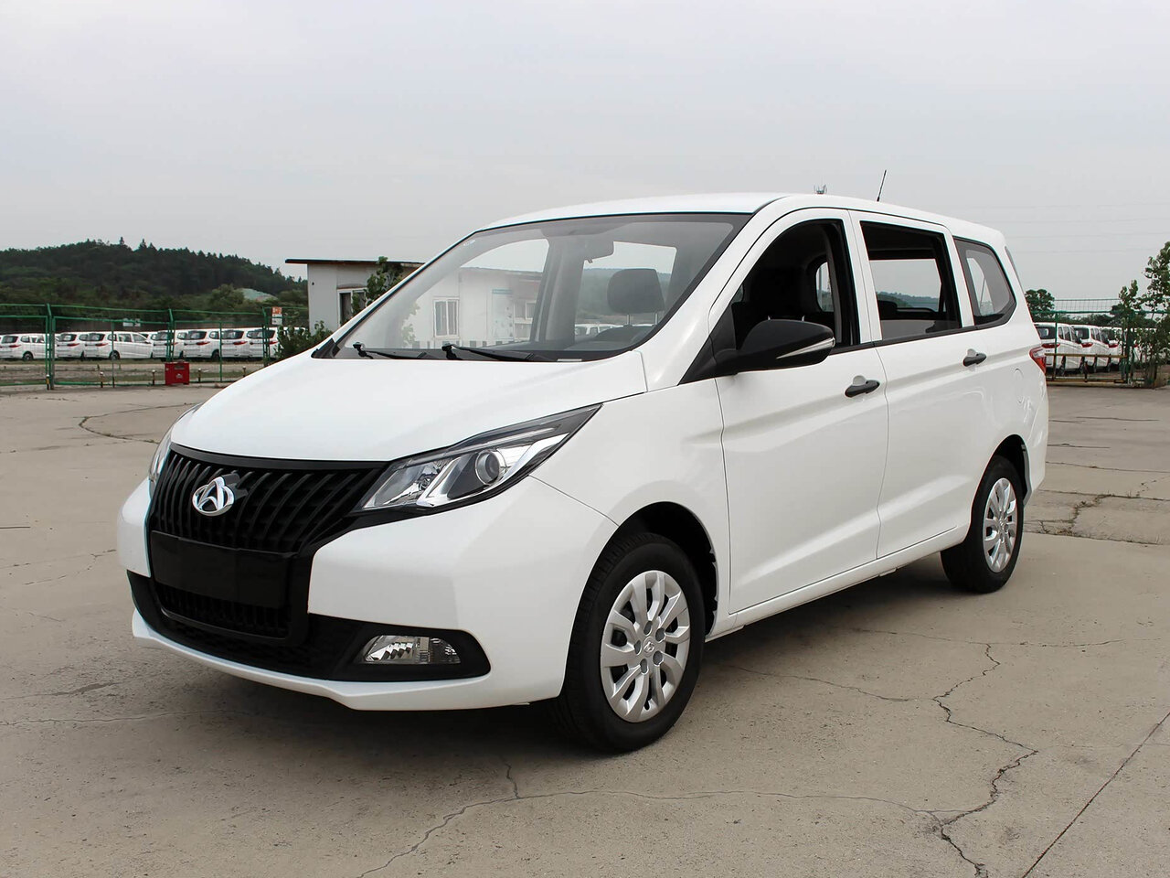 Changan Auchan A600 Основной вид