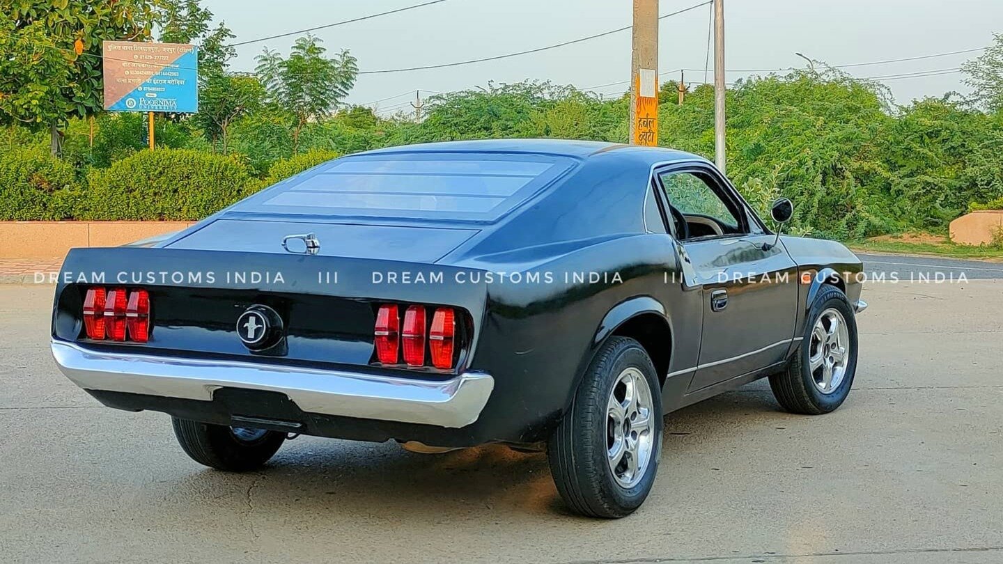 Индийцы превратили Hyundai Accent в Ford Mustang. Вышло очень похоже