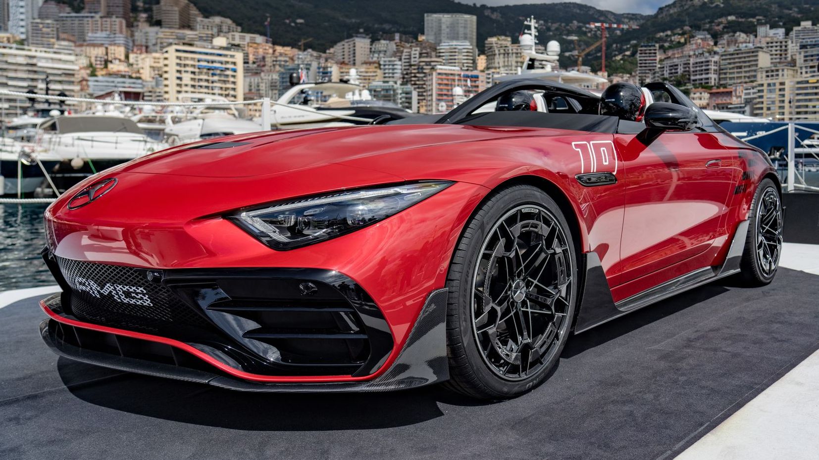 Mercedes-Benz представил первую модель роскошной линейки Mythos — лимитированный спидстер PureSpeed