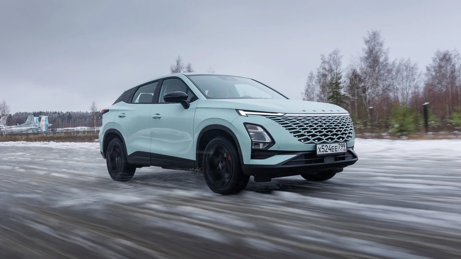 Стали известны российские цены на мощный Omoda C5 с полным приводом