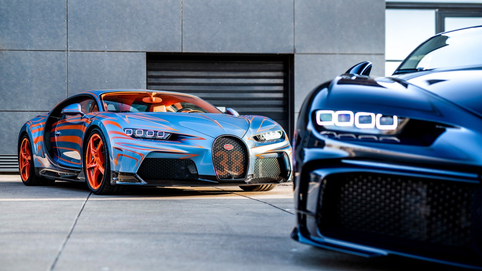 Компания Bugatti показала два Chiron с необычными кузовами: на их оформление ушло пять недель
