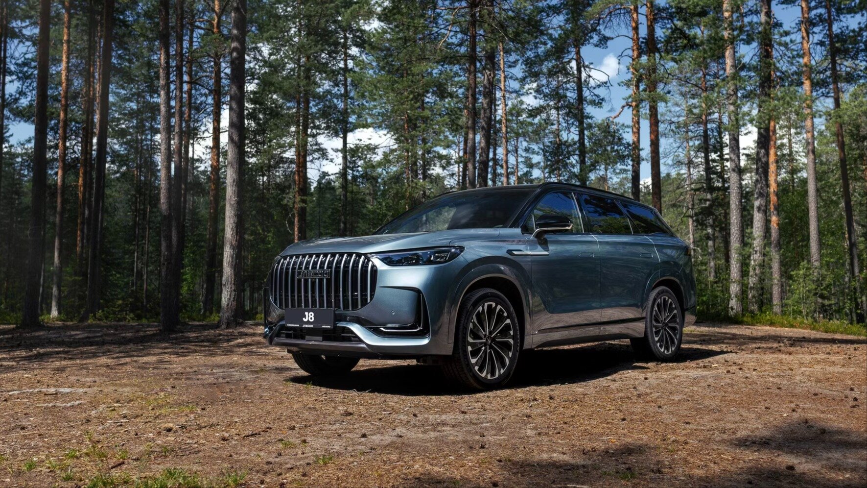 Кроссовер Jaecoo J8 подорожал в России на 100–300 тысяч рублей