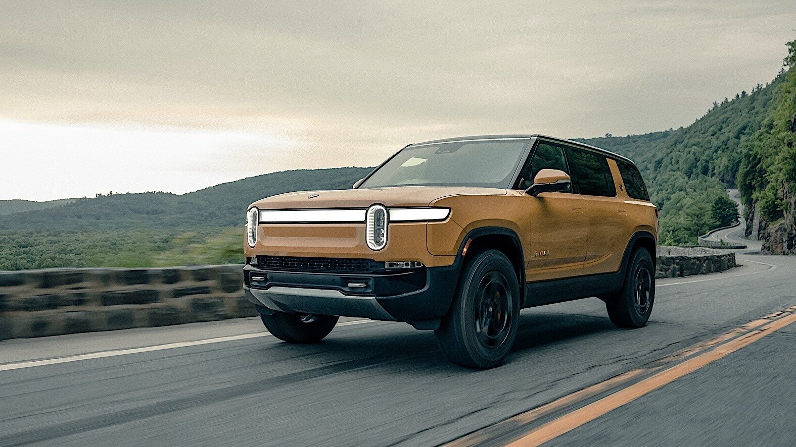 Фирме Rivian придётся отозвать 115 тысяч машин: начато расследование