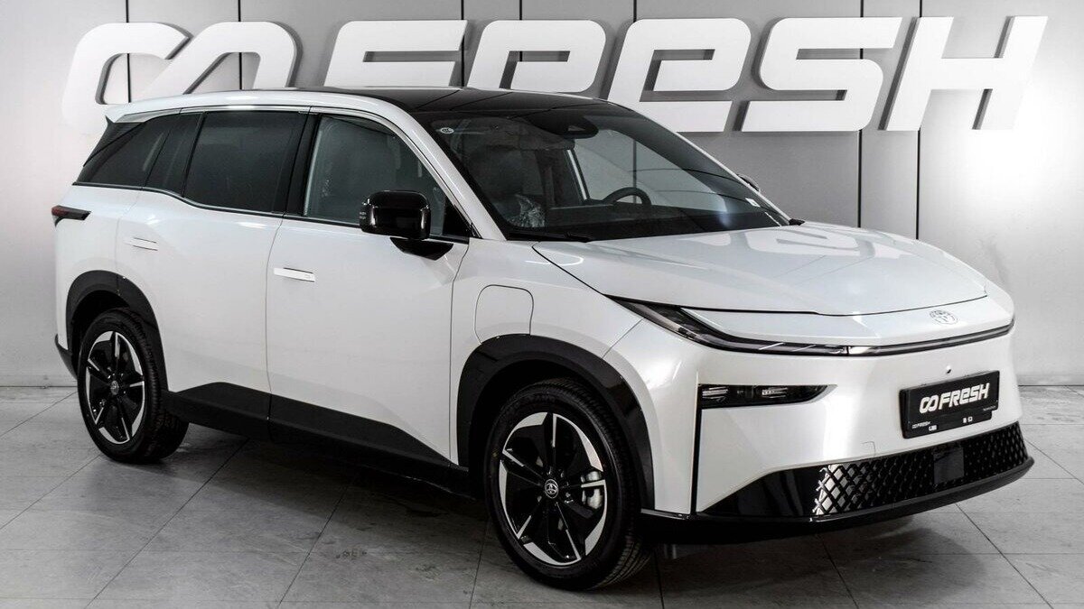 В Россию привезли первый электрокроссовер bZ3X, разработанный Toyota и GAC