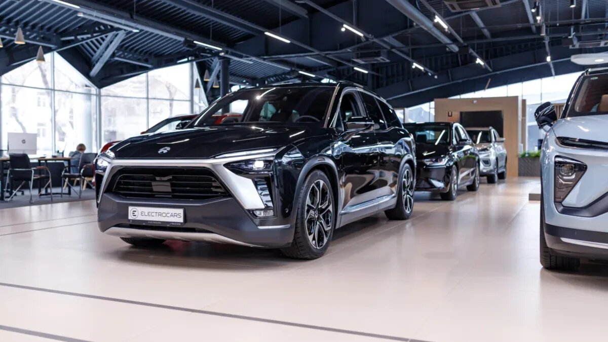 Дальнобойные электрокроссоверы Nio ES8 начали продавать на Авто.ру