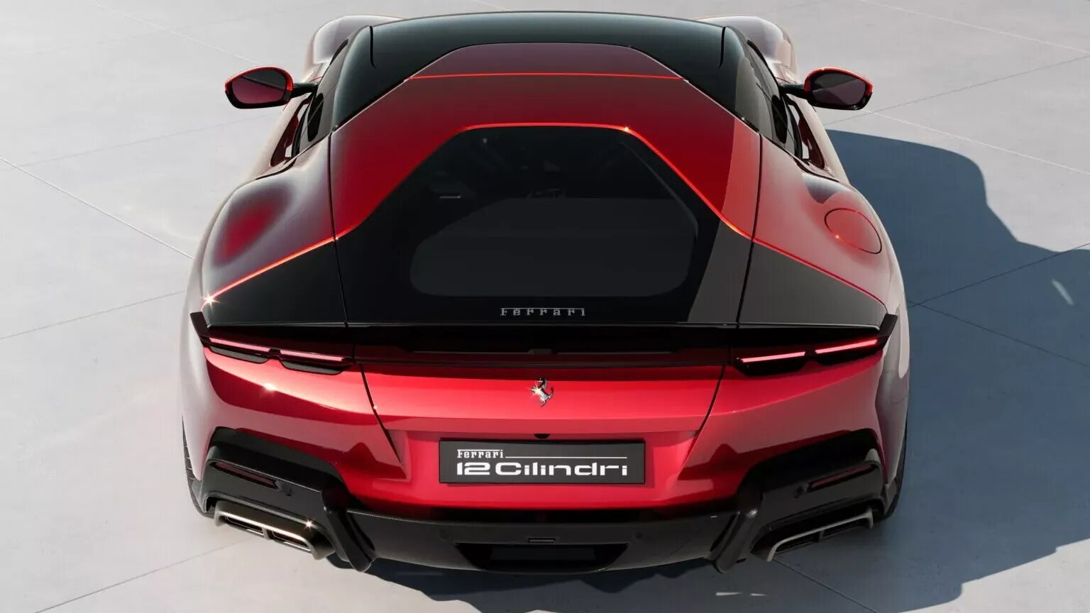 Компания Ferrari отозвала суперкары 12Cilindri из-за стёкол