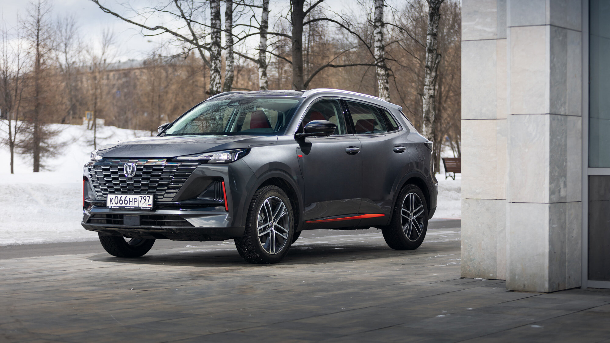 Первый тест яркого, но удобного кроссовера Changan CS55PLUS