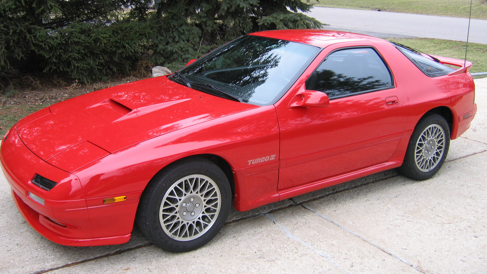 32-летнюю Mazda RX-7 продали за рекордную сумму