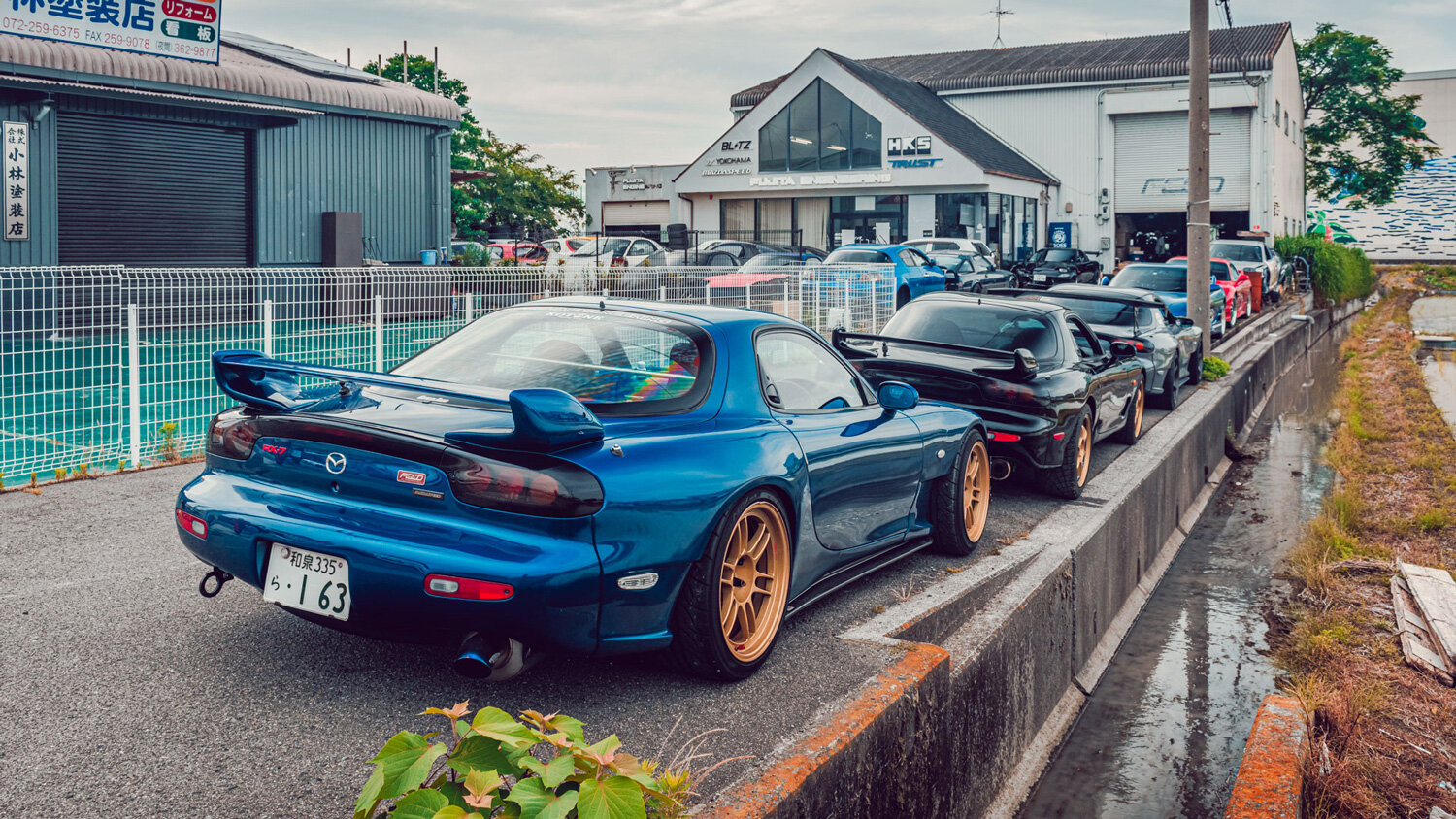 Как выглядит мастерская фаната Mazda RX-7: фотопост