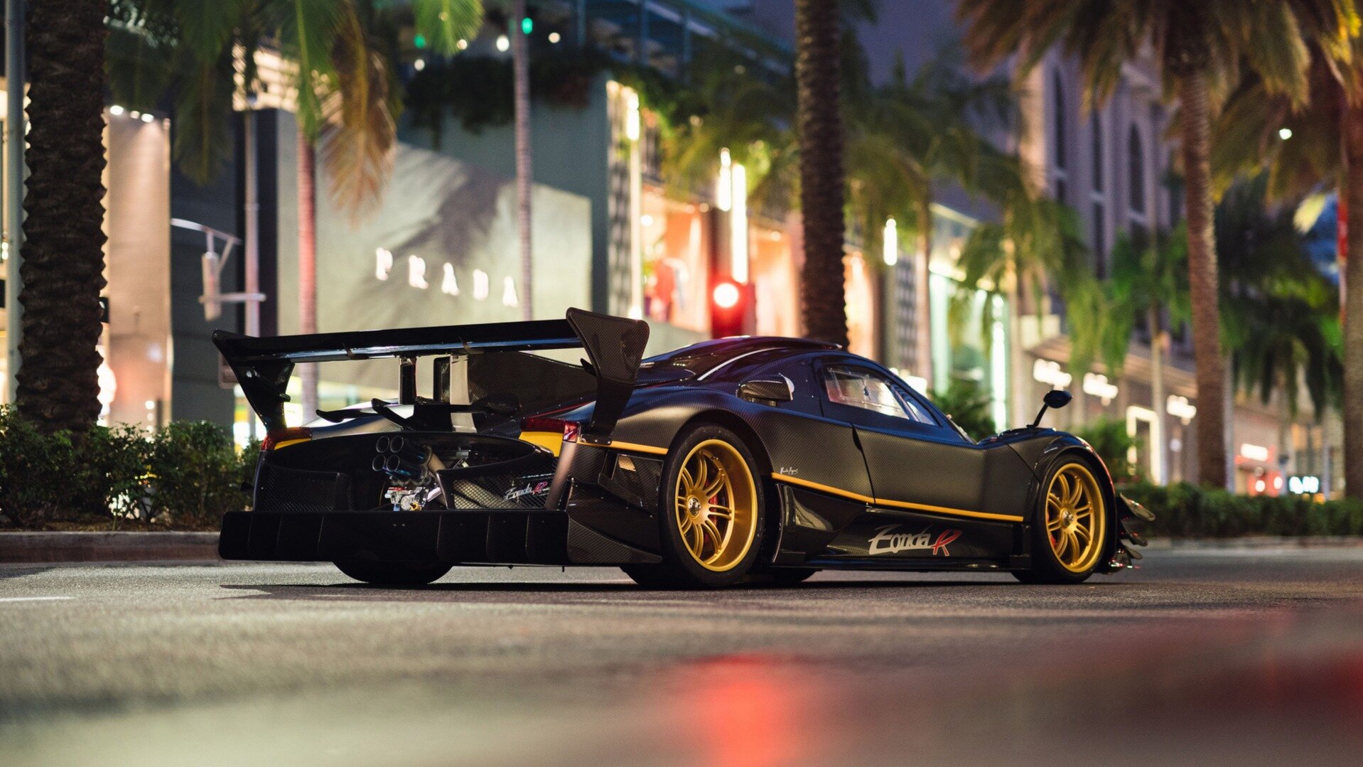 На продажу выставлен редчайший суперкар Zonda R Evolution — таких в мире не больше 15-ти