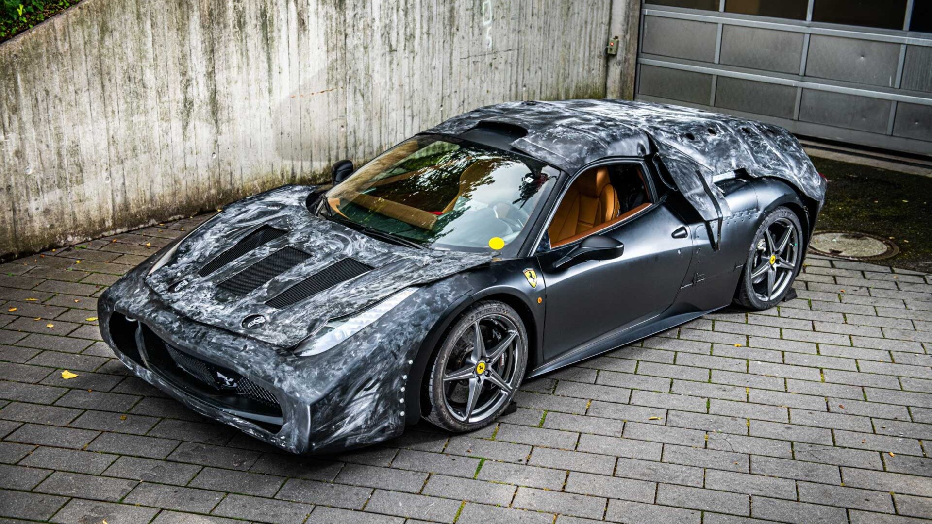 Ранний прототип суперкара LaFerrari продадут на аукционе