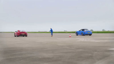 Кто быстрее: новая Toyota Supra или BMW Z4 с тем же мотором?