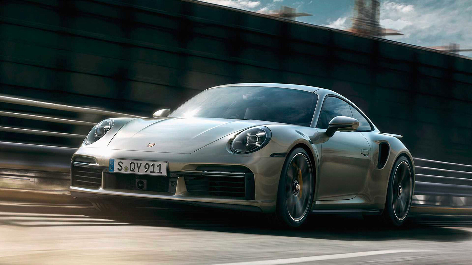Новый Porsche 911 Turbo S: 650 сил и 2,7 секунды до сотни