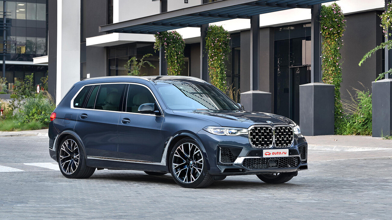 Баварский барон: первые изображения роскошного кроссовера BMW X8 M