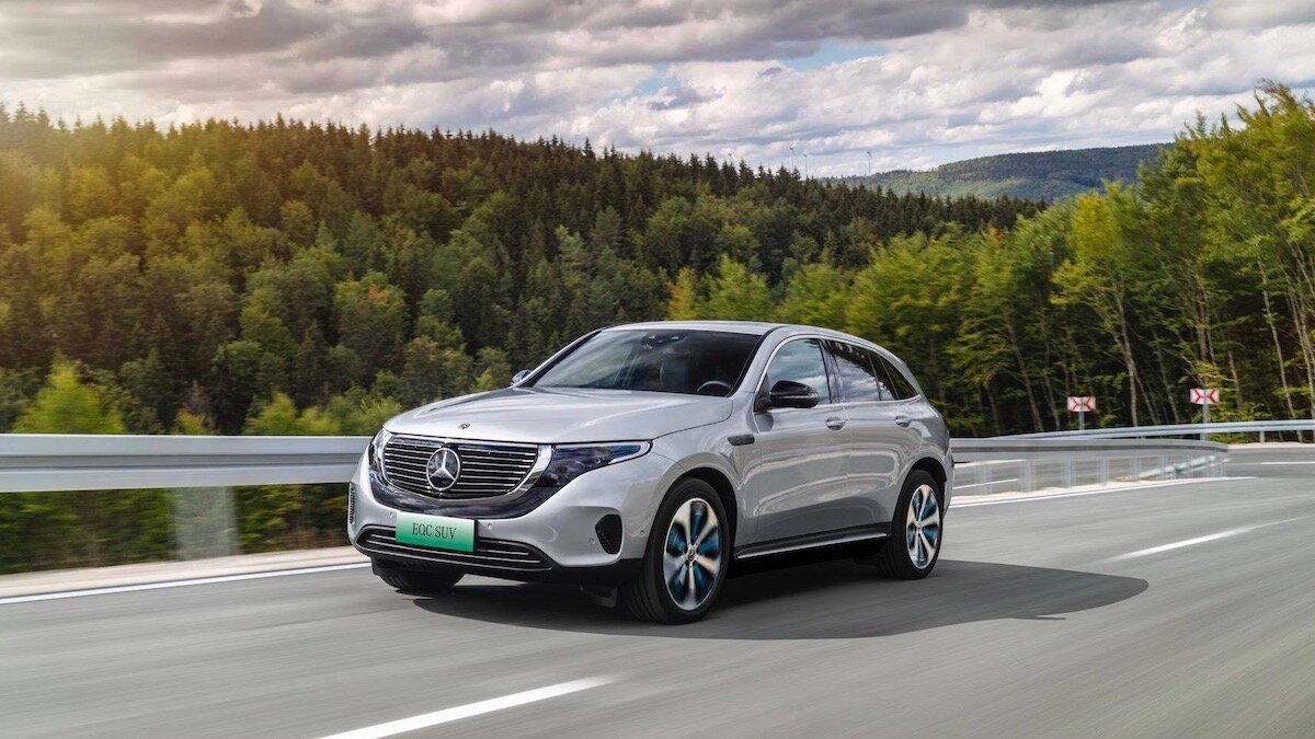 Электрокроссовер Mercedes-Benz стал медленнее и дешевле